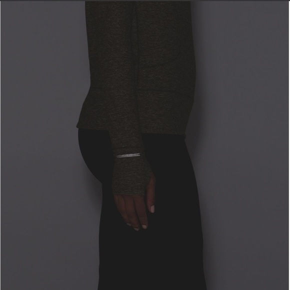 lululemon Rush Hour 1/2 Zip Pullover Heathered Military Green Sz 4 - Picture 9 of 16